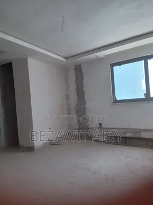 3bdrm Apartment in Yeka for sale