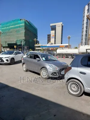 Suzuki Dzire 2022 Silver