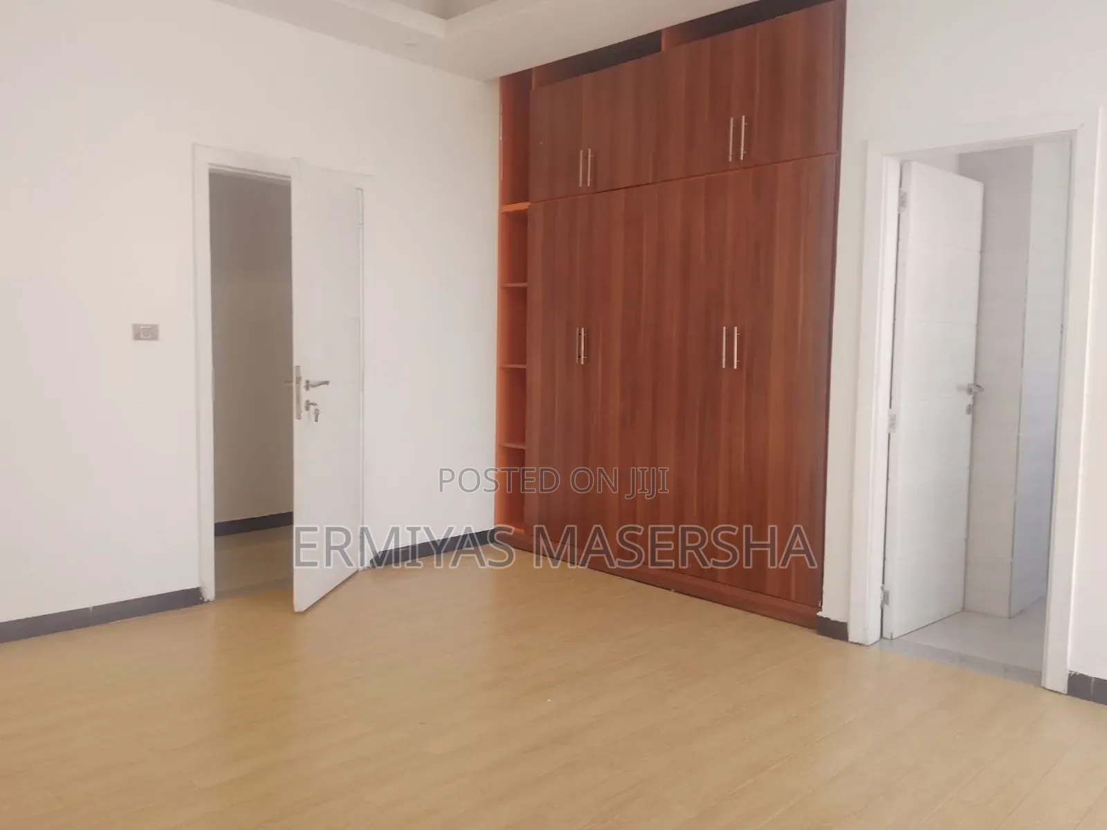 Furnished 3bdrm Apartment in Jenbro, Bole for sale