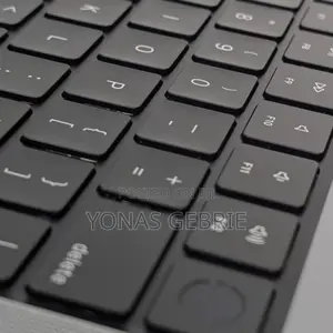 New Laptop Apple MacBook Pro M1 16GB Apple M1 Pro SSD 1T
