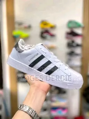 Adidas Super Star