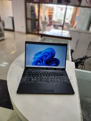 New Laptop Dell Latitude 5310 8GB Intel Core I5 SSD 256GB