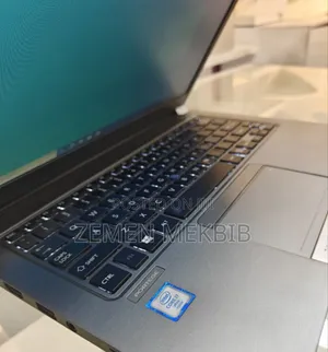 Photo - Laptop Toshiba 8GB Intel Core I7 SSD 256GB