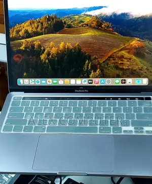 New Laptop Apple MacBook Air 2020 M1 8GB Apple M1 Pro SSD 256GB