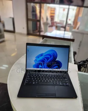 Photo - New Laptop Dell Latitude 14 8GB Intel Core I5 SSD 256GB