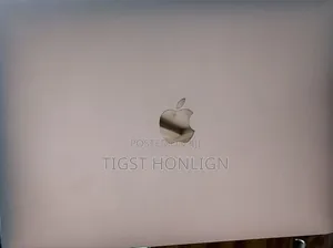 New Laptop Apple MacBook Pro M1 8GB Apple M1 SSD 256GB