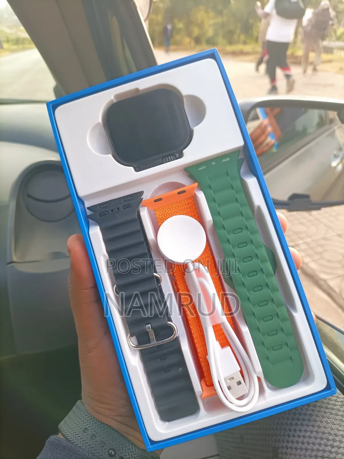 Smart Watch Fullscreen With 3 Straps