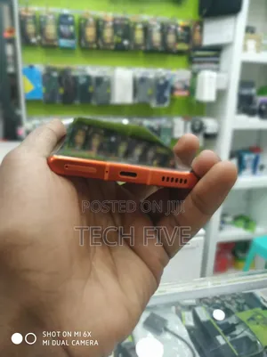 New Tecno Phantom X2 Pro 256 GB Orange