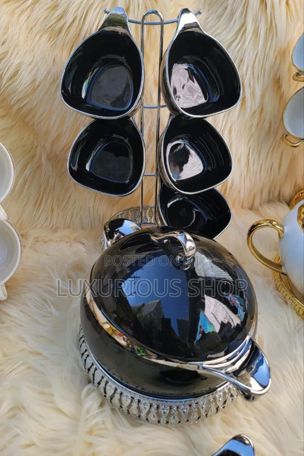 የሾርባና ሌሎች ምግቦች ማቅረቢያ