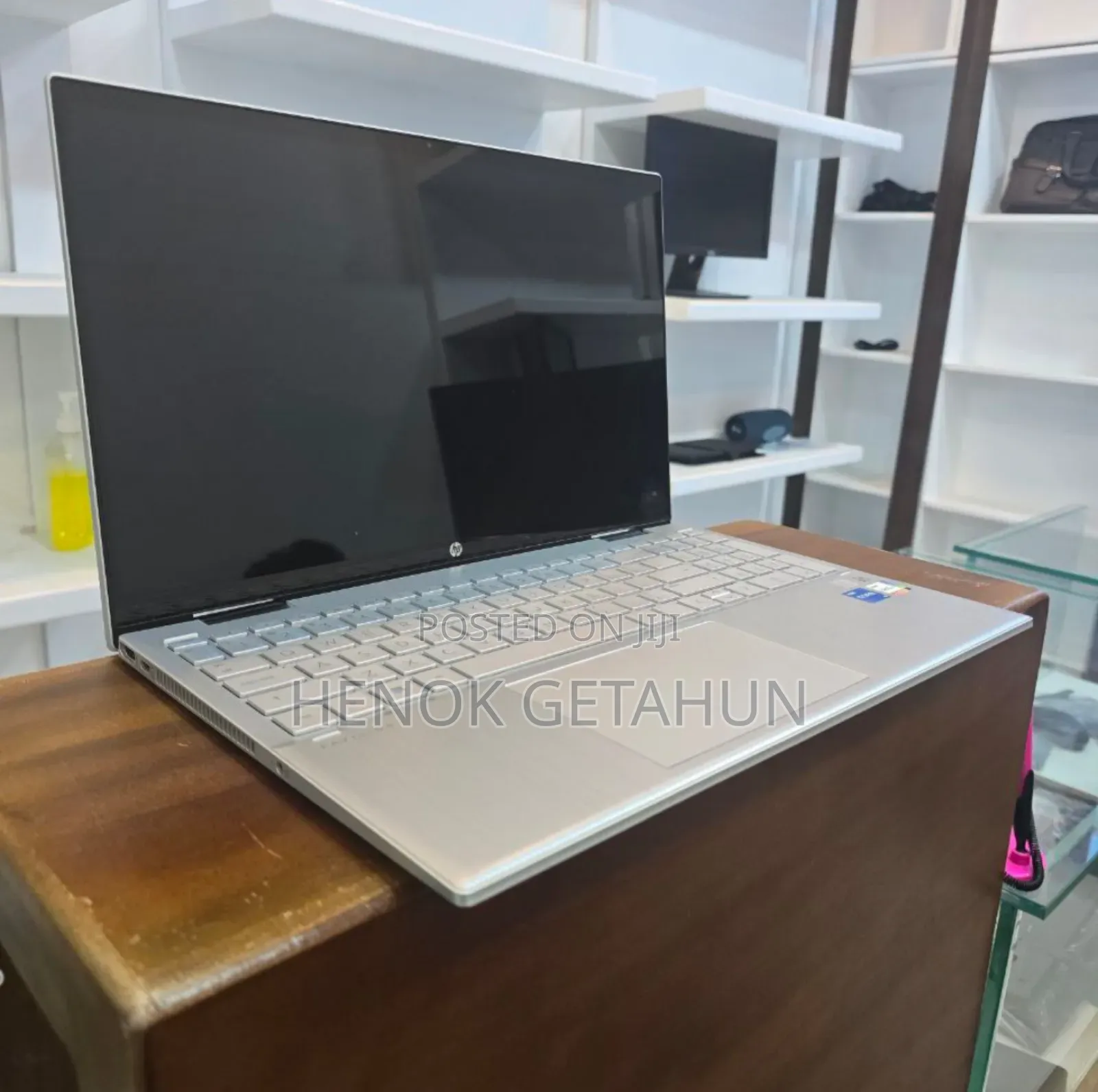 New Laptop HP Pavilion 15 8GB Intel Core I5 SSD 512GB