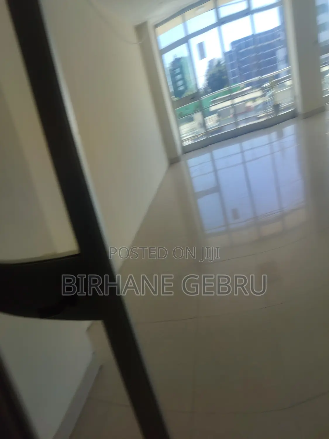 Luxury Apartiment Rent for Furniture or Other Business