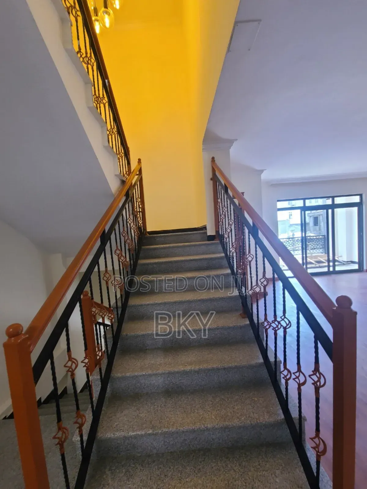 6bdrm House in Bole for sale