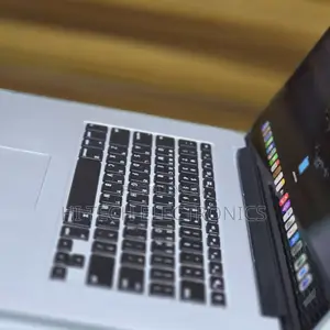 New Laptop Apple MacBook 2016 16GB Intel Core I7 SSD 512GB