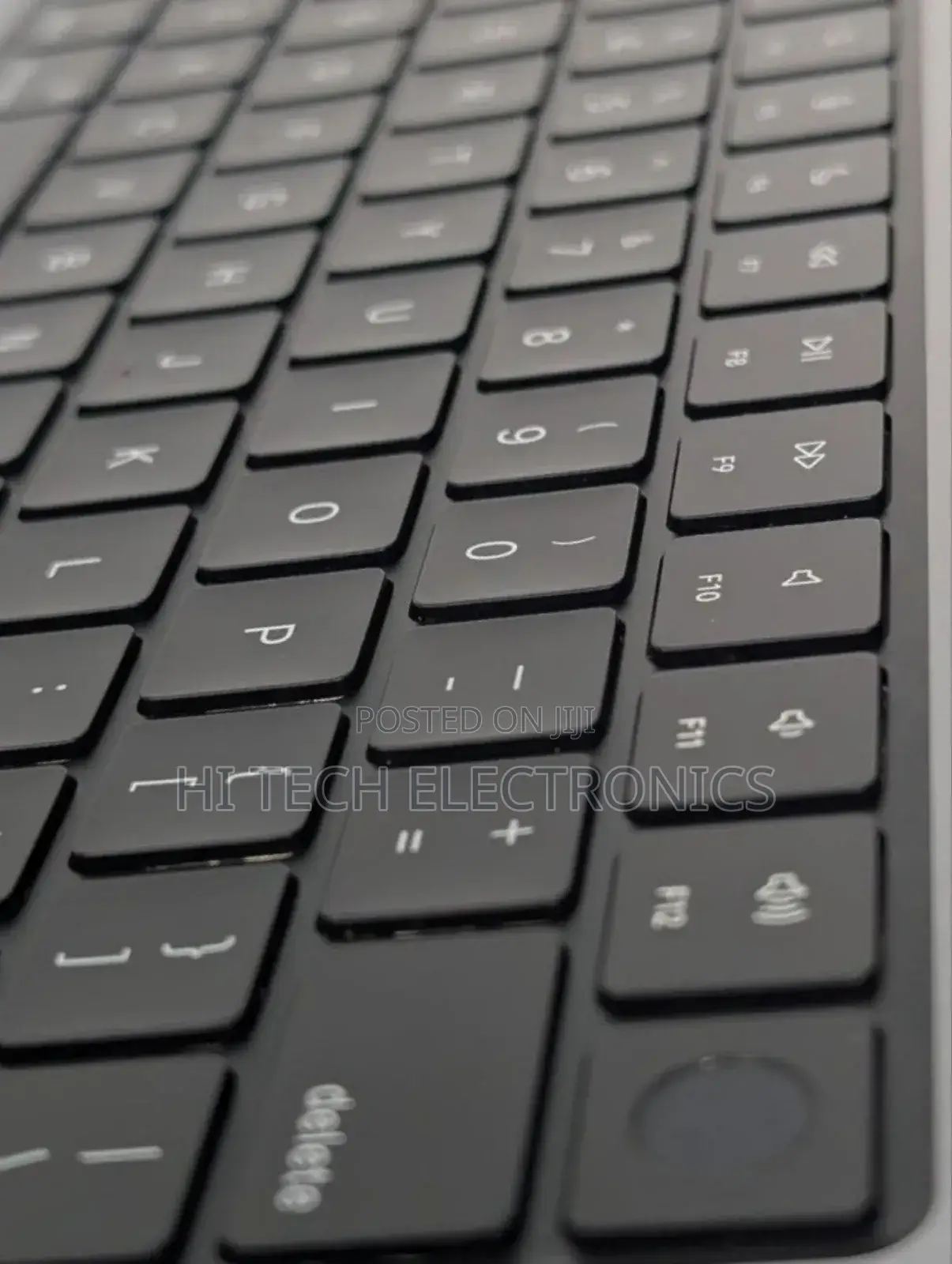 New Laptop Apple MacBook Pro M1 16GB Apple M1 Pro SSD 1T