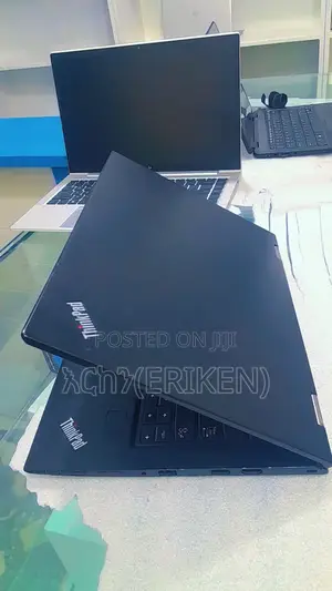 Photo - New Laptop Lenovo Thinkpad X1 Yoga 8GB Intel Core I7 SSD 256GB