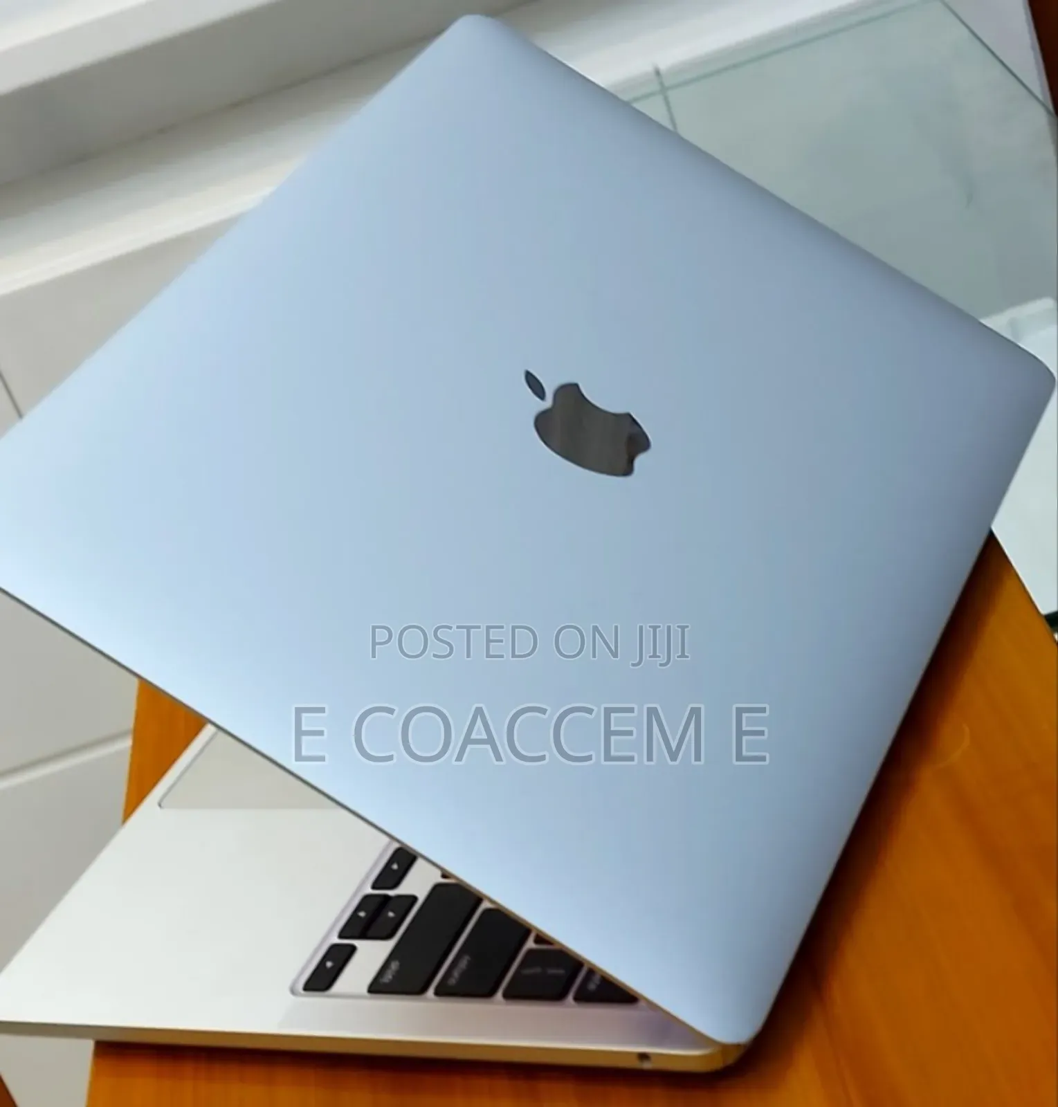 Laptop Apple MacBook 8GB Apple M1 Pro SSD 256GB