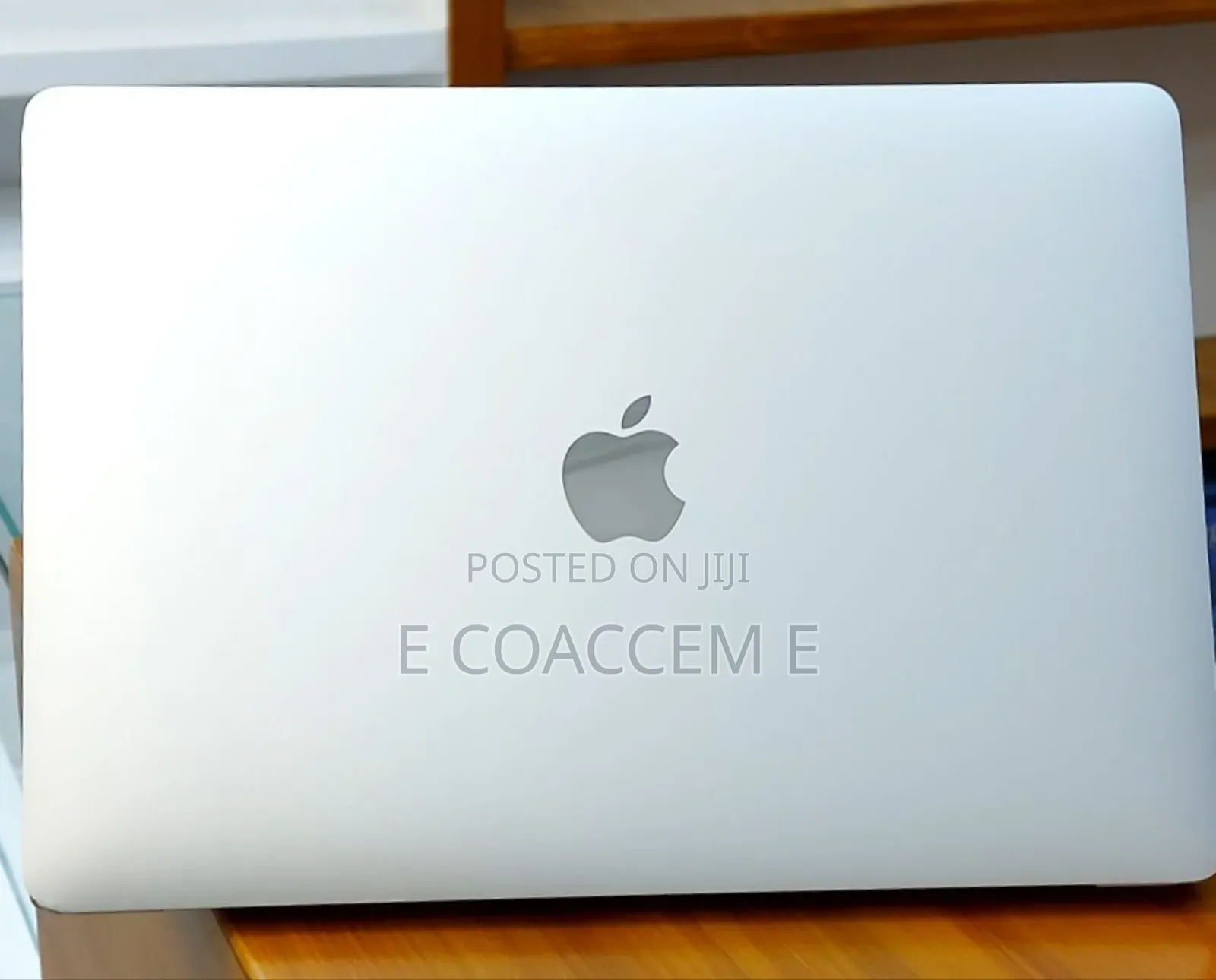 Laptop Apple MacBook 8GB Apple M1 Pro SSD 256GB