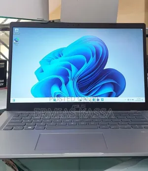 New Laptop Asus VivoBook 15 X505BA 8GB Intel Core I3 SSD 256GB