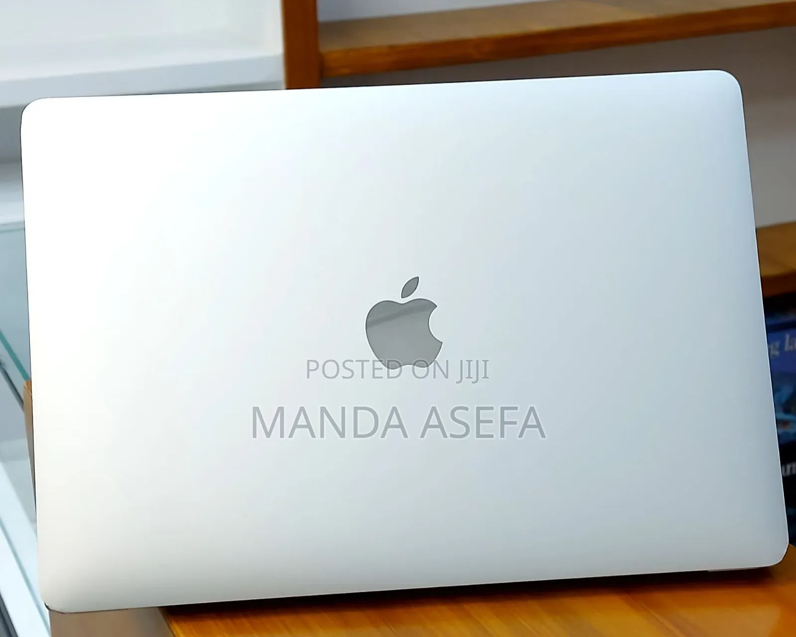 New Laptop Apple MacBook Pro M1 8GB Apple M1 SSD 512GB