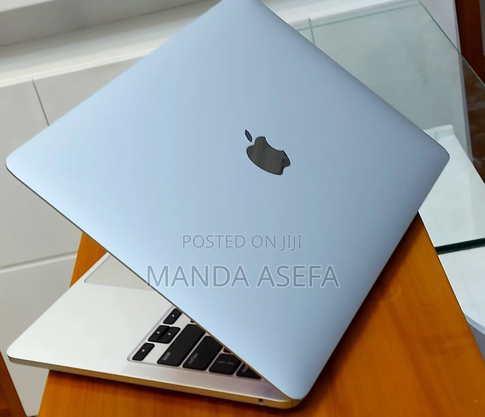 New Laptop Apple MacBook Pro M1 8GB Apple M1 SSD 512GB