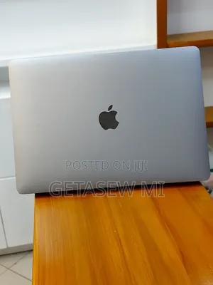New Laptop Apple MacBook Air 2020 M1 8GB Apple M1 SSD 256GB