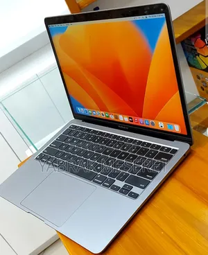 New Laptop Apple MacBook Air 2020 M1 8GB Apple M1 SSD 256GB