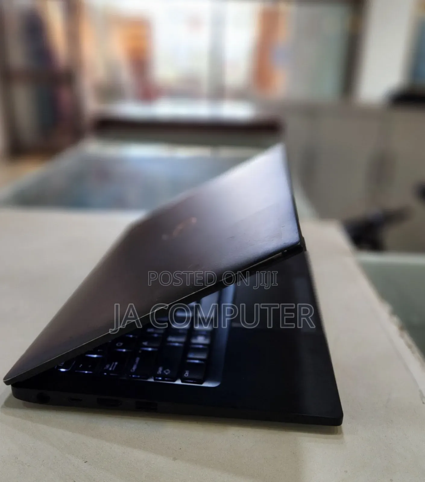 New Laptop Dell Latitude 5310 8GB Intel Core I5 SSD 256GB