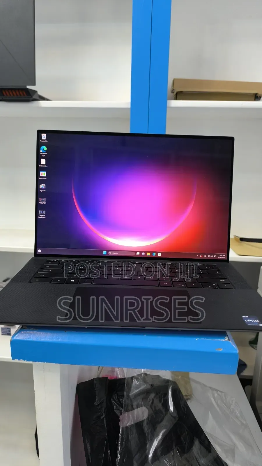 New Laptop Dell Precision 5570 32GB Intel Core I7 SSD 1T