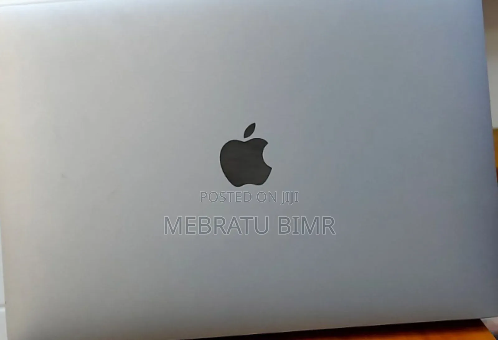 New Laptop Apple MacBook Air 2020 M1 8GB Apple M1 SSD 256GB