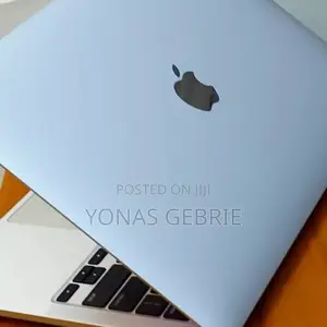 Photo - New Laptop Apple MacBook Pro 2021 M1 8GB Apple M1 SSD 512GB