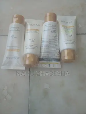 Skin Aqua Mosturizing Serum