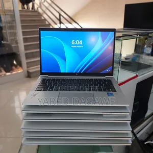 New Laptop HP EliteBook 830 G8 16GB Intel Core I5 SSD 512GB