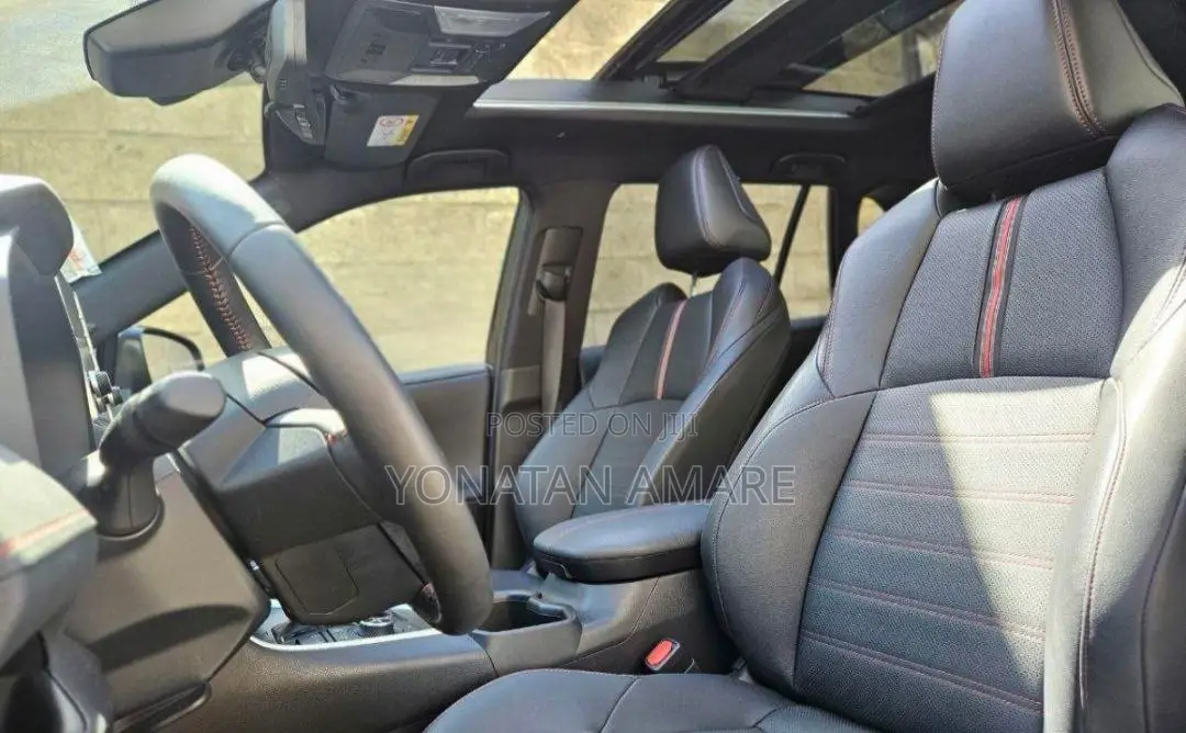 New Toyota RAV4 2023 Silver