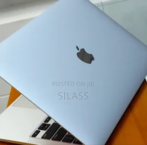 New Laptop Apple MacBook Pro 2020 8GB Apple M1 SSD 512GB