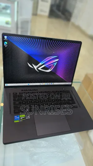 New Laptop Asus ROG Zephyrus G15 16GB Intel Core I7 SSD 1T