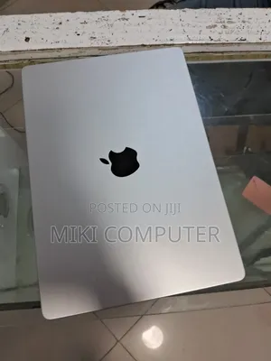 New Laptop Apple MacBook Pro 2023 M3 Pro 14-Inch 8GB Intel SSD 512GB