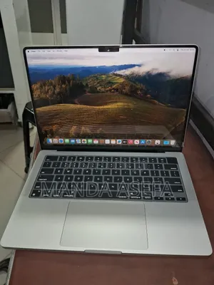 New Laptop Apple MacBook Pro 8GB Apple M3 SSD 512GB
