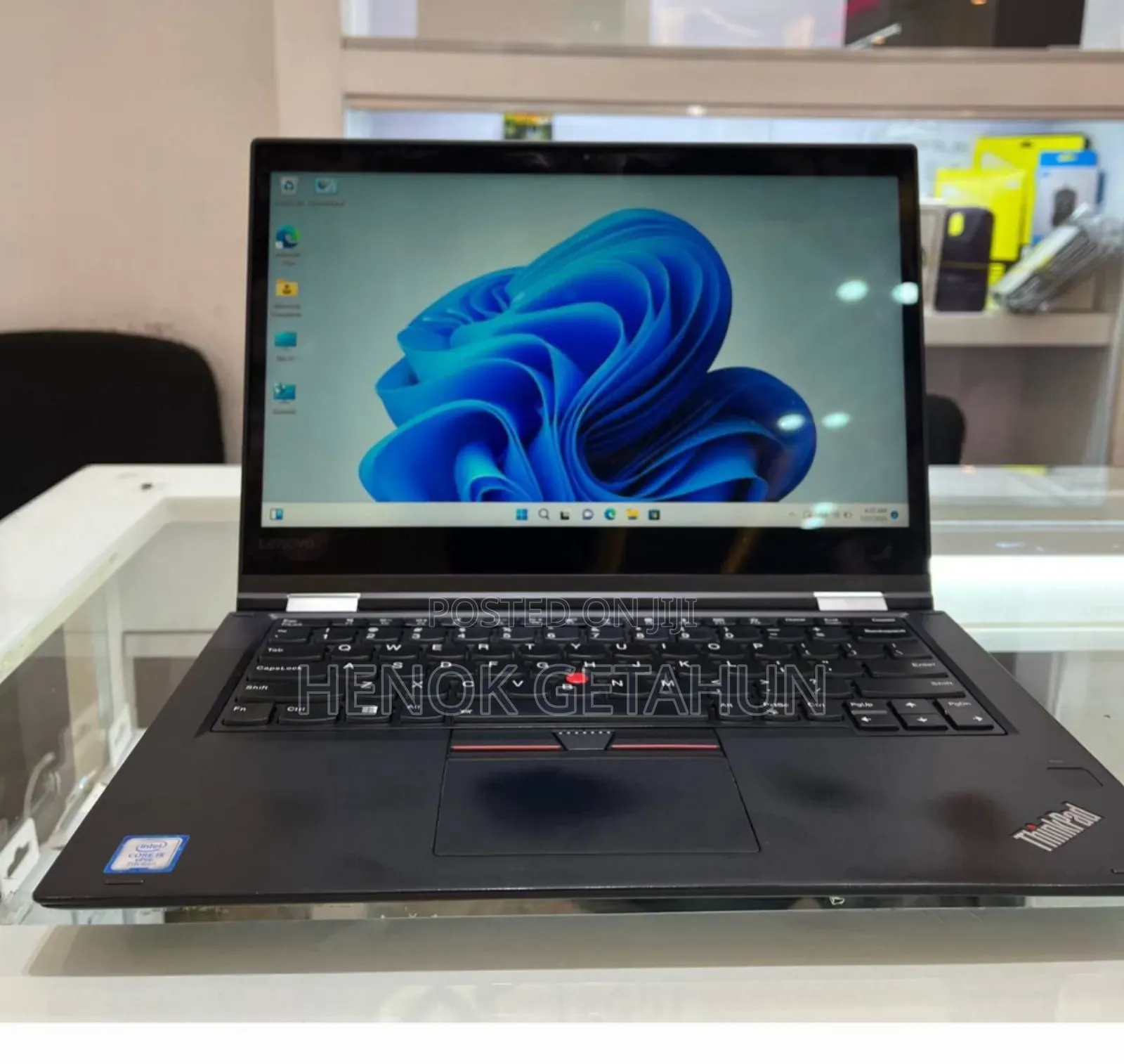 New Laptop Lenovo ThinkPad Yoga 370 16GB Intel Core I5 SSD 256GB