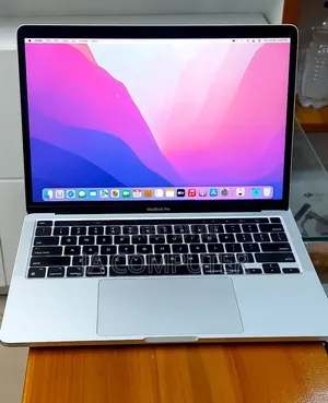 New Laptop Apple MacBook Pro 2020 M1 8GB Apple M1 Pro SSD 512GB