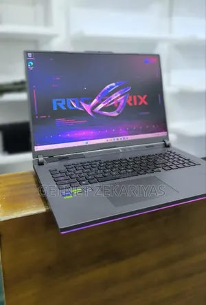 New Laptop Asus ROG Strix G17 32GB Intel Core I9 SSD 1T