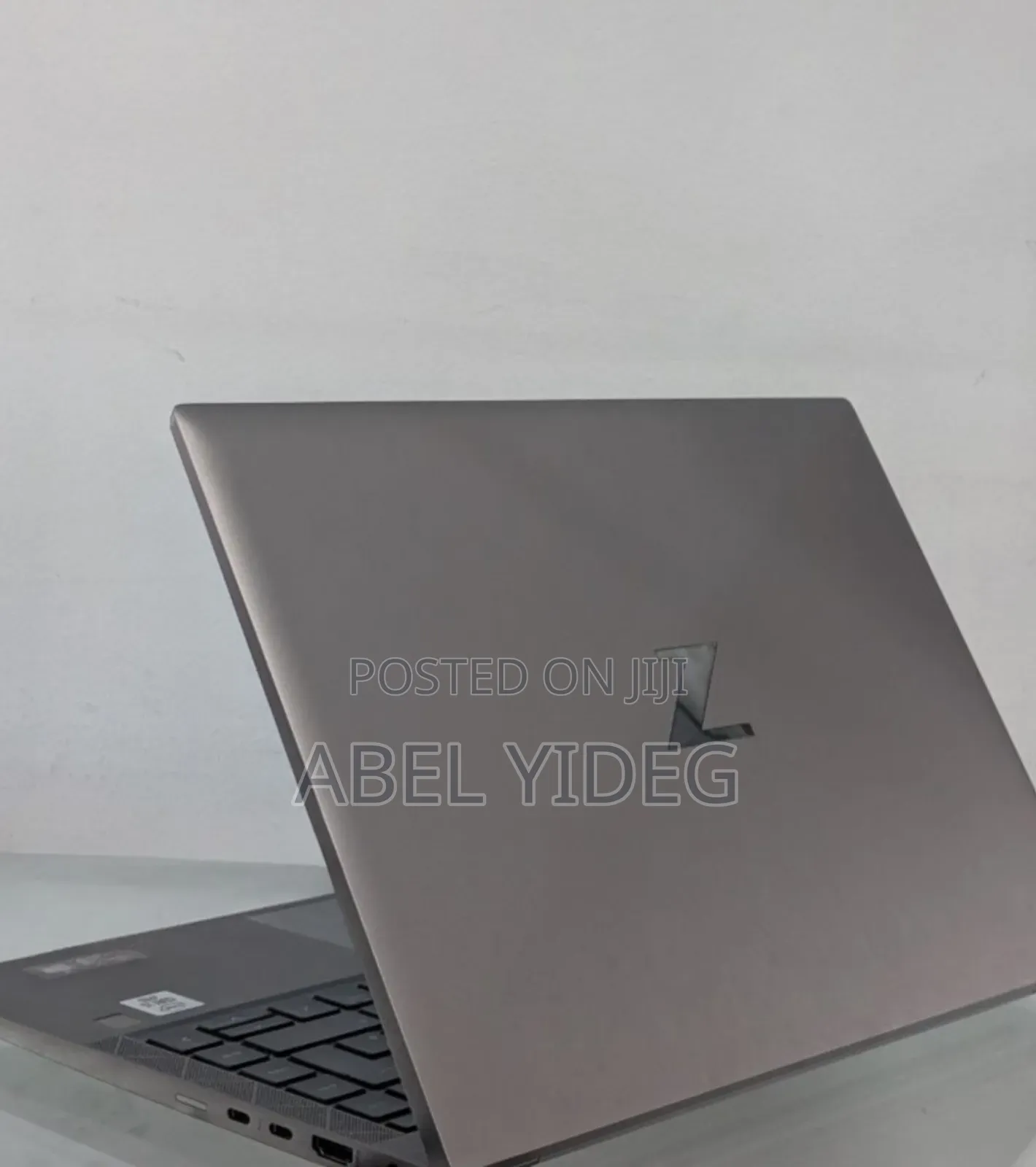 New Laptop HP ZBook Firefly 14 G7 16GB Intel Core I7 SSD 512GB