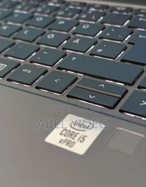 New Laptop HP ZBook Firefly 14 G7 16GB Intel Core I7 SSD 512GB