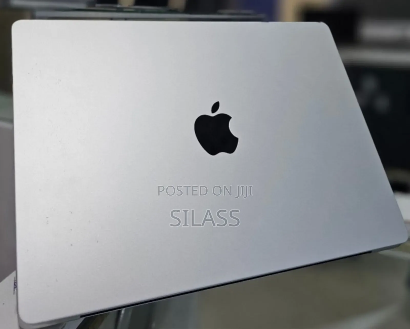 New Laptop Apple MacBook Pro 2023 M3 14-Inch 8GB Apple M3 SSD 512GB