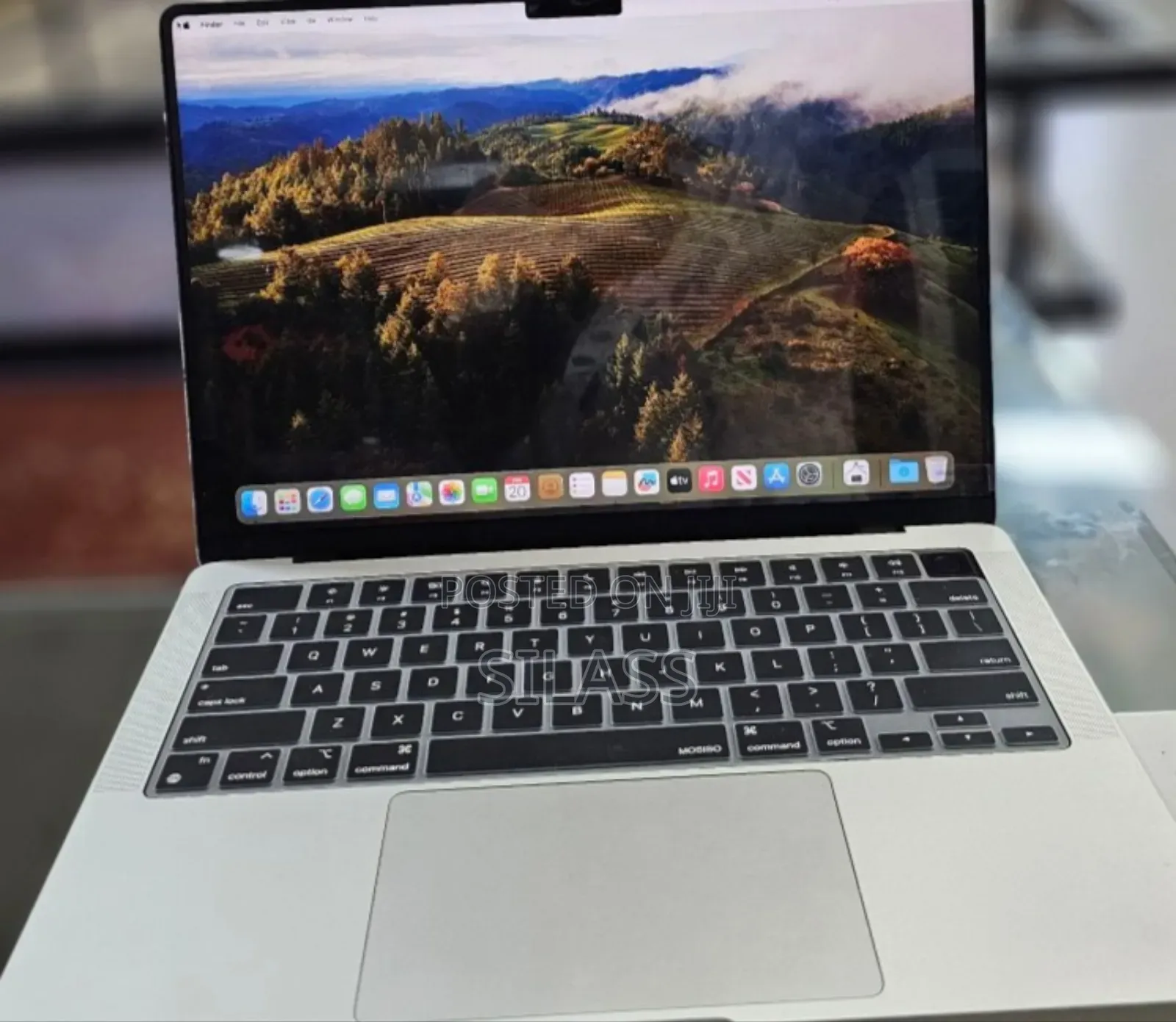 New Laptop Apple MacBook Pro 2023 M3 14-Inch 8GB Apple M3 SSD 512GB