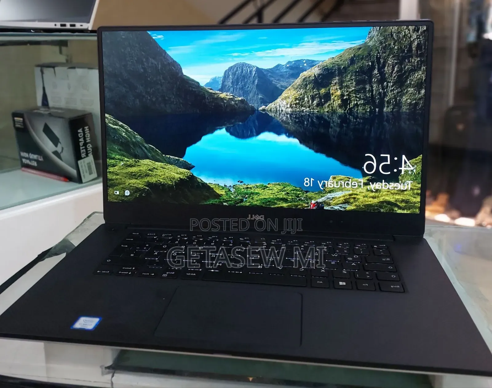 New Laptop Dell Precision 5520 16GB Intel Core I7 SSD 512GB