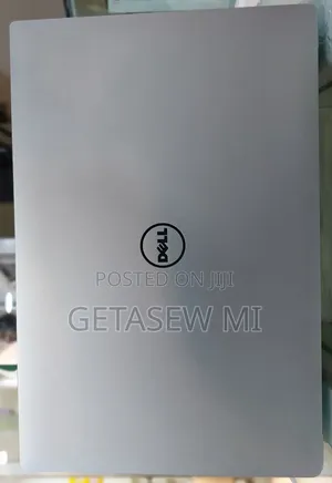 New Laptop Dell Precision 5520 16GB Intel Core I7 SSD 512GB