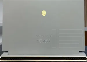 New Laptop Alienware Area-51m 32GB Intel Core I9 SSD 1T