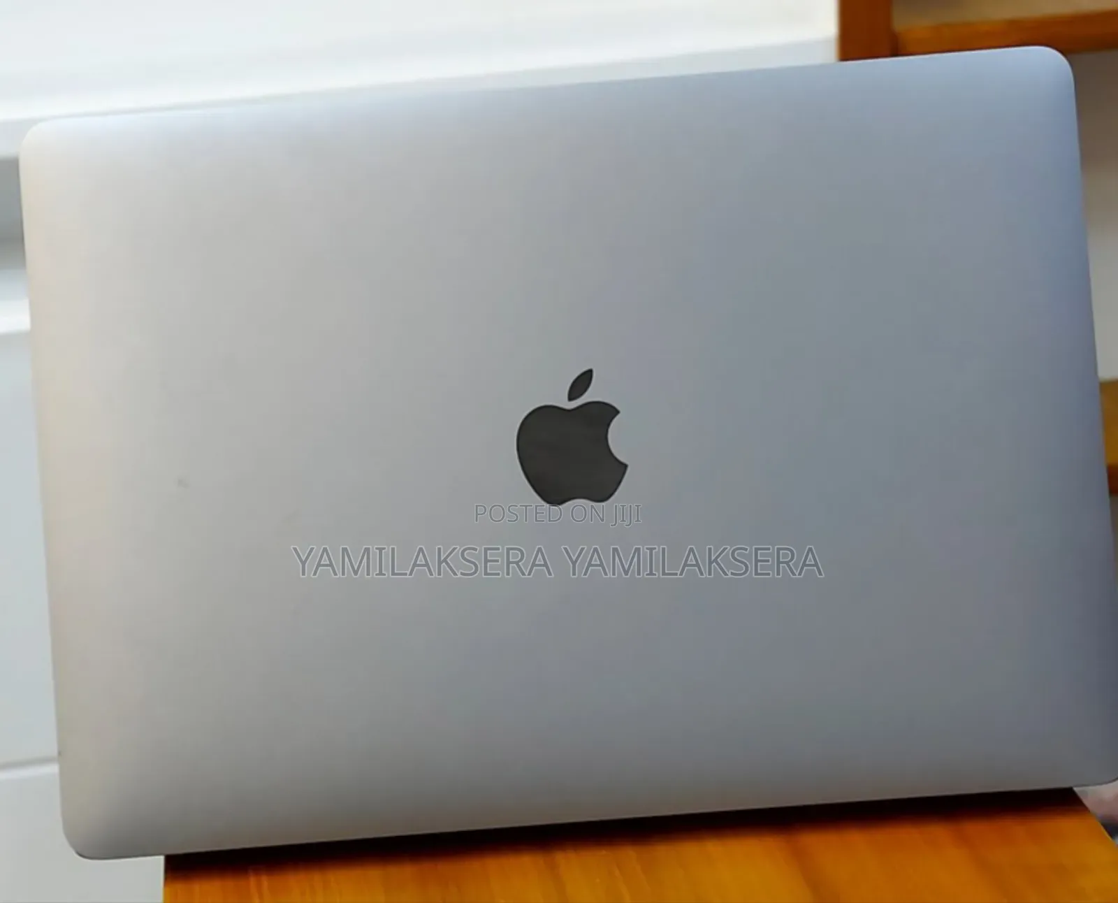 New Laptop Apple MacBook Air 2020 M1 8GB SSD 256GB