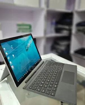 New Laptop Microsoft Surface Pro 7 16GB Intel Core I7 SSD 256GB