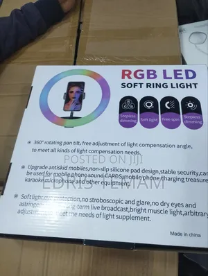 Photo - 22 Inch Ring Light With Even Brightness